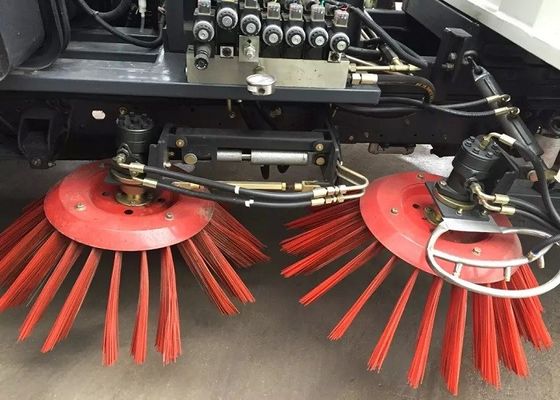 95HP Dongfeng 4X2 Street Sweeper Vacuum Truck , 5CBM City Street Sweeper Truck