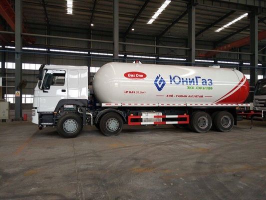 Sinotruk LP Gas Transport Truck , 34.5cbm Howo 15mt 18ton Propane Service Truck