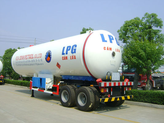 20T Propane Transport Trailer , Horizontal Bullet Propane Delivery Truck 40000 Liter Capacity
