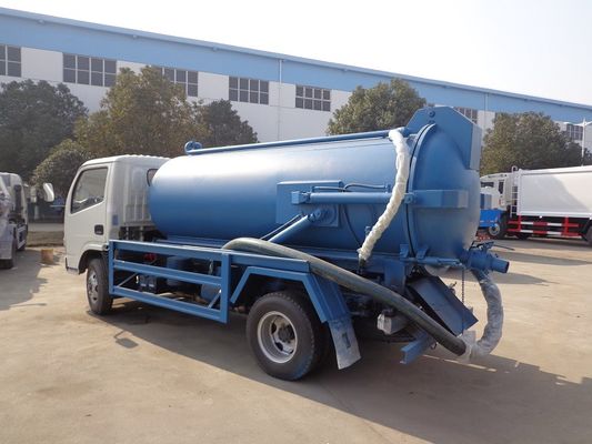 6 Wheel 5000 Liters Sewage Disposal Truck Vacuum Suction 5 Ton For Sewege Transportation
