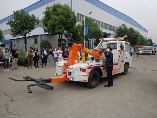 ISUZU 3t Breakdown Wrecker Tow Truck Light  Duty Vehicle With 98hp Engine
