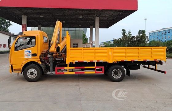 120HP Small Telescopic Crane , 4t Dongfeng Telescopic Boom Truck Mounted Crane