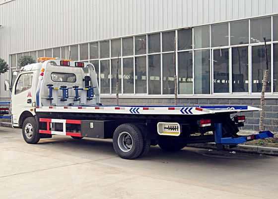 Dongfeng 5 Tons Platform Heavy Duty Wrecker Truck 4*2 One - Towing - Two