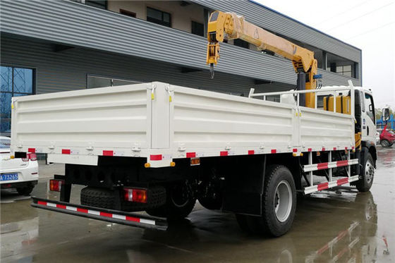 HOWO 4x2 5 Ton Hydraulic Truck Mounted Crane With Cummins 168HP Engine
