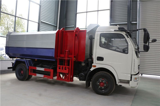 Side Loading Garbage Compactor Truck Dongfeng 4X2 8CBM Carbon Steel Waste Truck