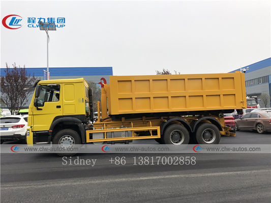 Sinotruk HOWO 6X4 RHD Hydraulic Hook Lift Garbage Truck
