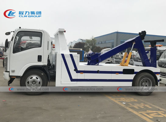 Small ISUZU 4x2 100HP 3T Road Recovery Wrecker Tow Truck