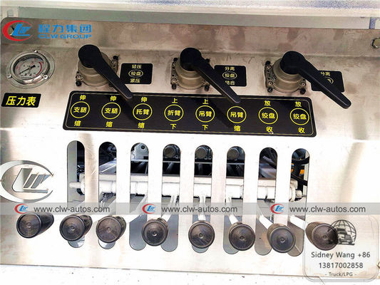 SINOTRUK HOWO 8x4 Conjoint Integrated Wrecker Tow Truck